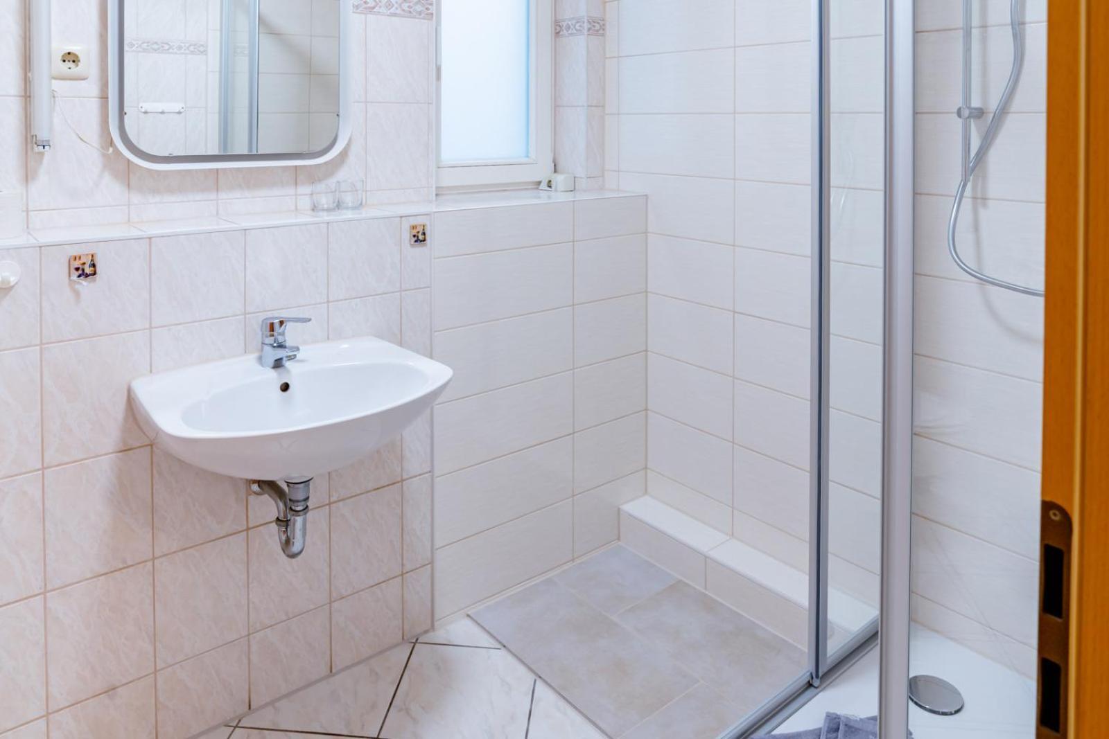 Apartmenthaus Chrischanshof Rostock Zewnętrze zdjęcie